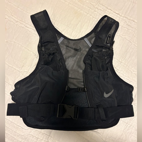 Nike Transform Vest - Picture 5 of 6